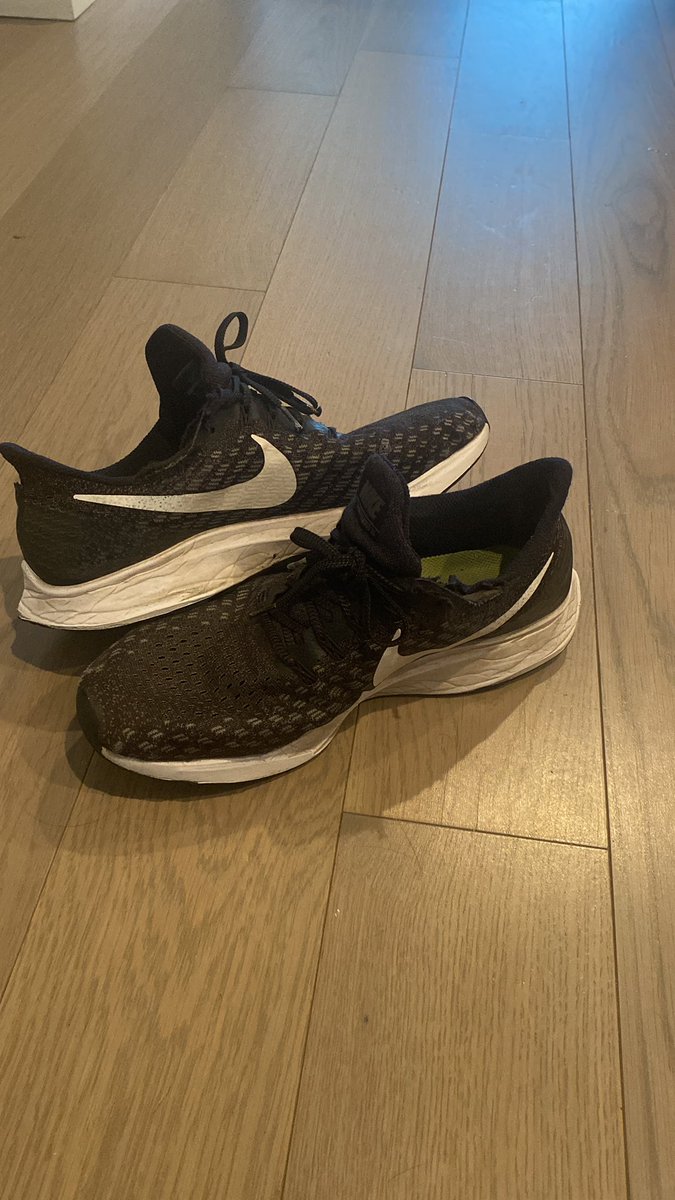 col_keat's tweet photo. Justin - Colin from NJ here, long time follower, average runner. 

I think I’m in the market for new running shoes. Do you have any recommendations on brands or specific shoes for a normal runner like myself?

Thanks. Keep running. 

@Twilks_88 #runJustinrun https://t.co/MSDaMWIMu1