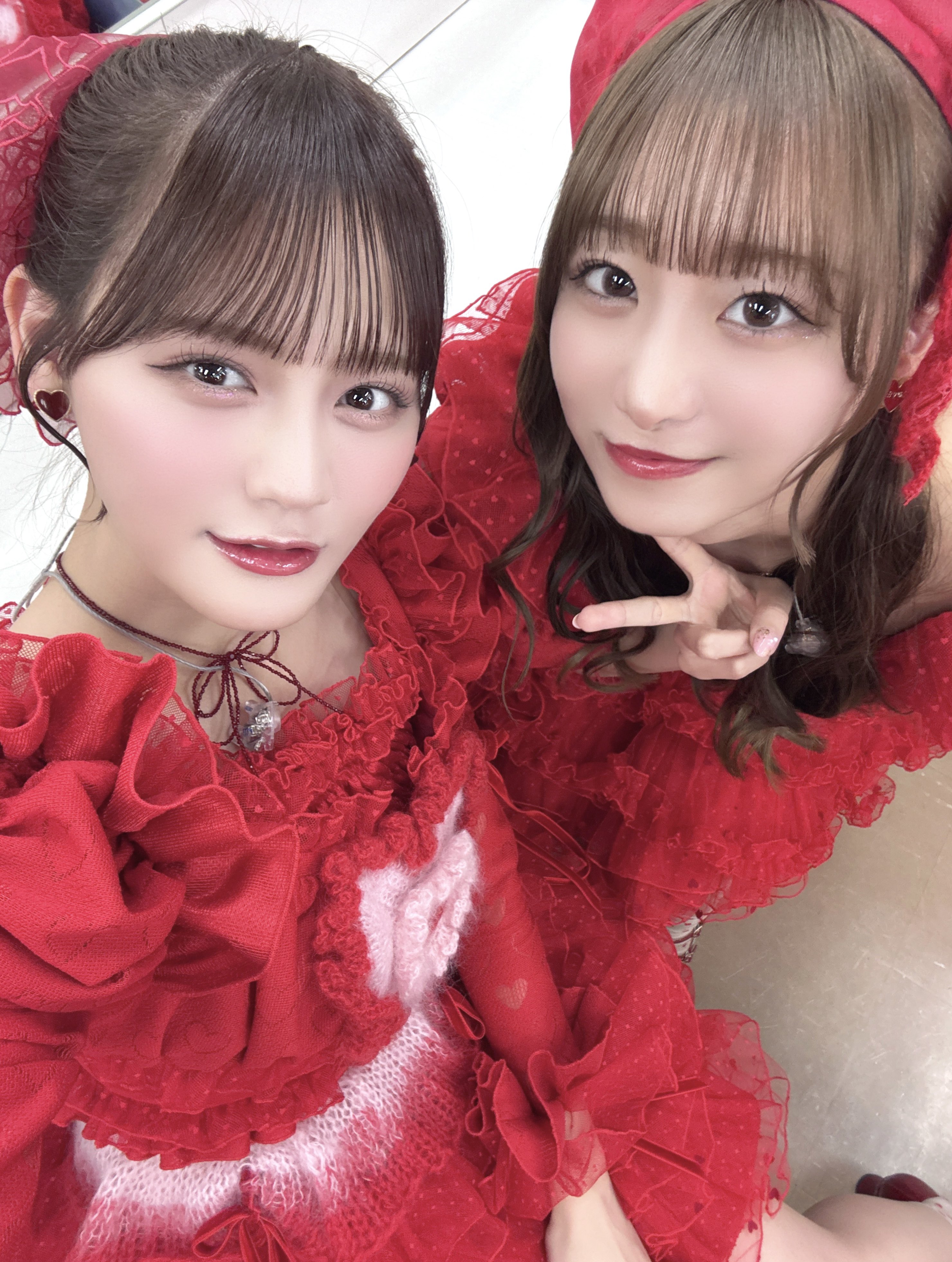 髙松瞳とくベチュ、して歌唱衣装②生 写真ヒキ直筆(コメあり)＋ヨリ×2ヒキセット 髙松 瞳 on X: 