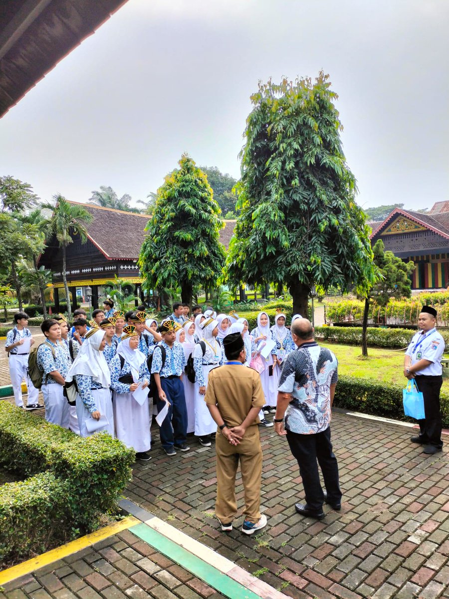 Anjungan Pemerintah Aceh TMII tweet media