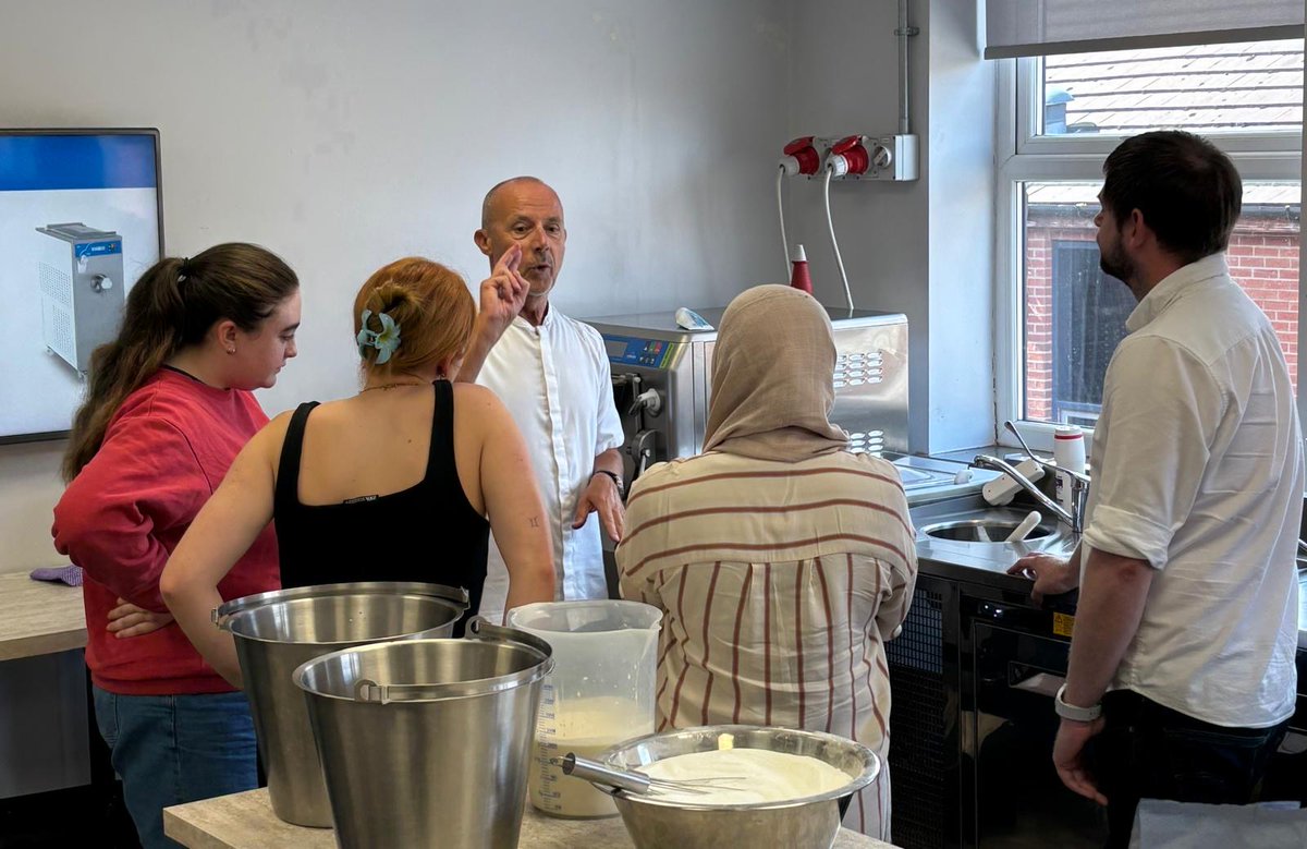 Thank you Manchester! 🍨

Another fantastic Introduction to Gelato course!

Don't miss the last of our summer classes!

📆 22 July
📍 Hereford

📆 27 August
📍 Park Royal, London

Sign up here: bit.ly/3GB06MM

#Carpigiani #Gelato #GelatoUniversity