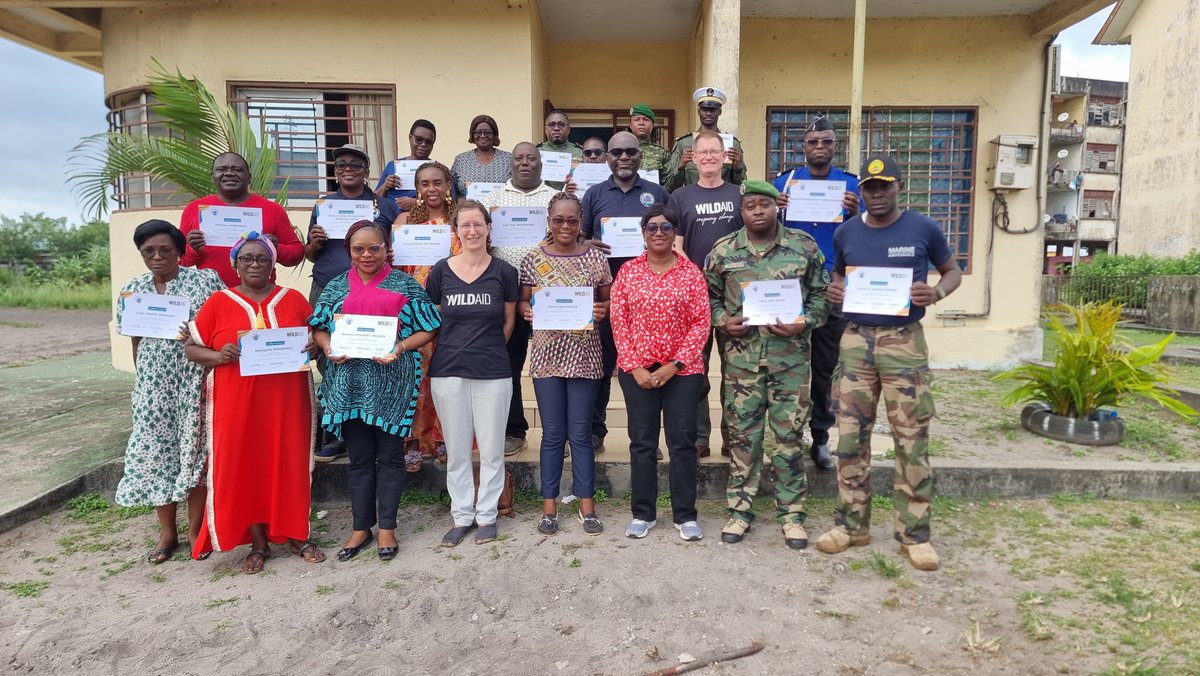 EarthshotPrize's tweet image. Thanks to @wildaid, Fisheries inspectors in Gabon are now better equipped to protect marine resources following intensive WildAid-led workshops!
The training strengthened patrol strategies, vessel inspections, and legal coordination, a key step in safeguarding Gabon’s coastline!