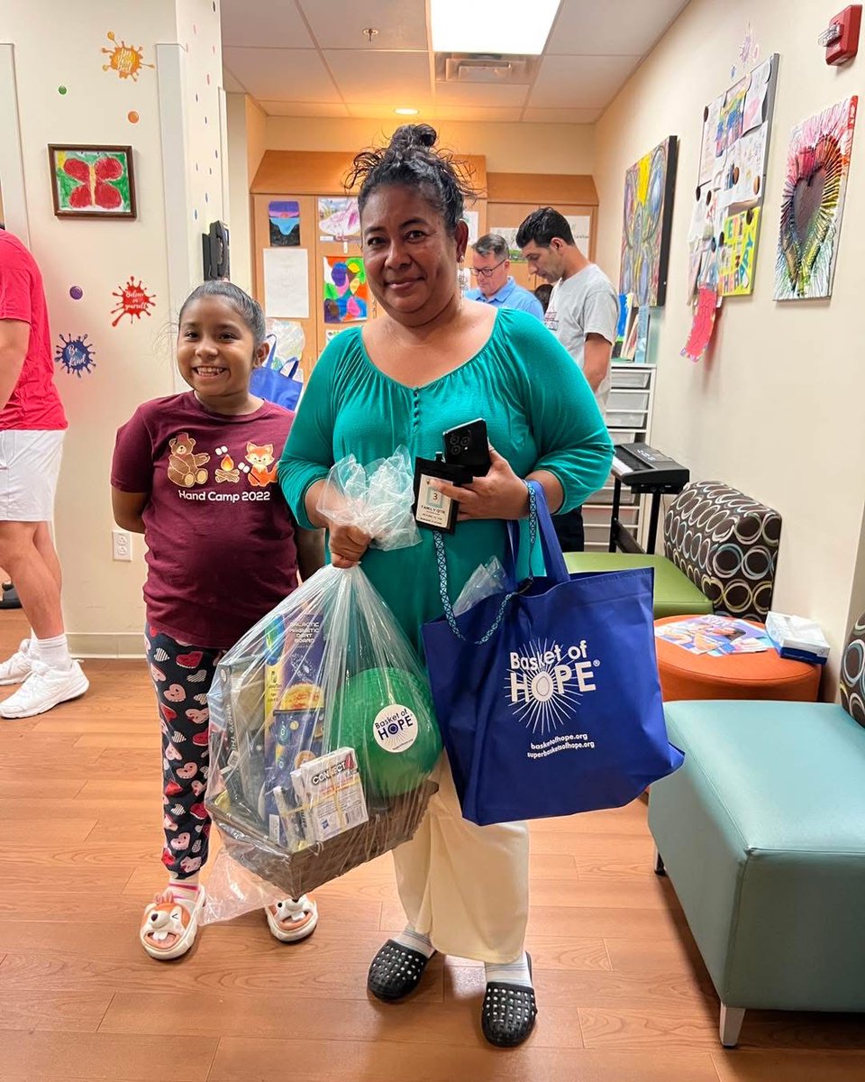 ShrinersStLouis's tweet image. A B-I-G thank you to our friends at @BasketHope for delivering smiles, comfort and encouragement.
Each beautifully wrapped basket was filled with toys, games, crafts, stuffed animals, and more, just for our patients and their families.
#ShrinersChildrens #ThankYou #Hope