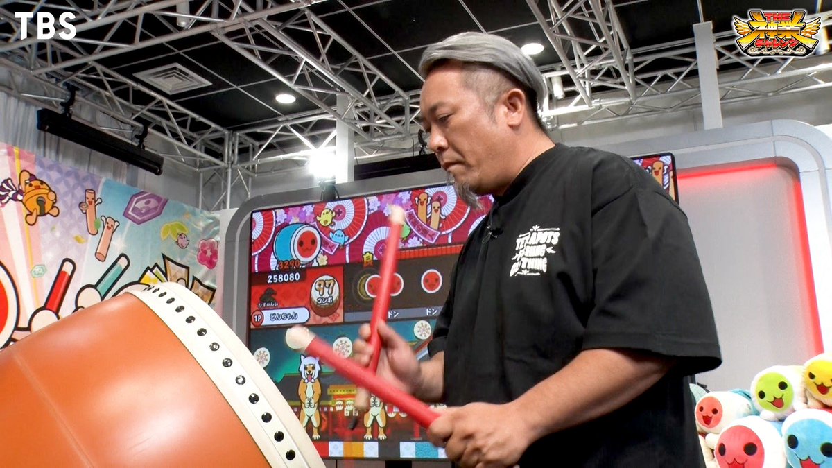 MONGOL800_info's tweet image. 【MEDIA情報】
2025年7月15日(火)19:00から放送される
TBS系「THE神業チャレンジ」
にサッシの出演が決定致しました!!
太鼓の達人〜NEWスター発掘編にチャレンジ!!
詳細は番組HPへ▼▼▼
tbs.co.jp/kamiwazachalle…
#THE神業チャレンジ
#太鼓の達人
#MONGOL800
#モンパチ
#髙里悟
#サッシ
