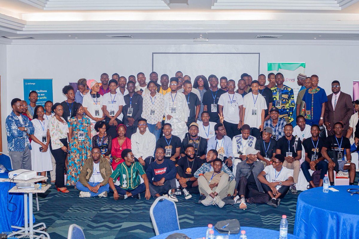 Togo_Bitcoin's tweet image. Ce weekend, Togo Bitcoin Community a répondu à l'invitation à l'événement Bitcoin MasterMind au Bénin, Nous avons fièrement présenté l’évolution de l’adoption du #Bitcoin au Togo devant un public engagé et curieux. Une belle opportunité de partager notre vision 🔭.
#Blockchain