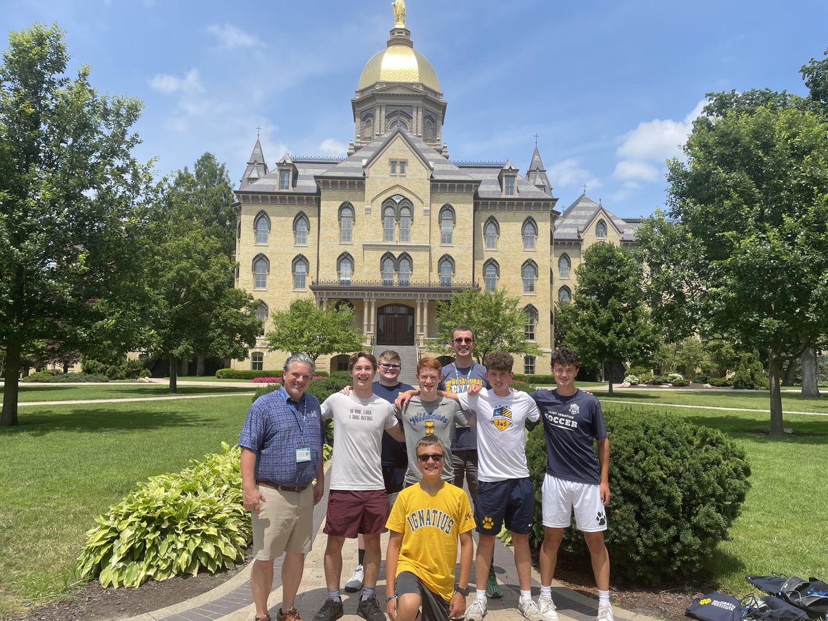 SIHSCleveland's tweet image. This summer, a group of Saint Ignatius students took part in Notre Dame Vision—a weeklong conference that invites high schoolers from around the world to explore their faith, learn from the witness of the saints, and experience life on the iconic Notre Dame campus.
Pictured: Mr.…