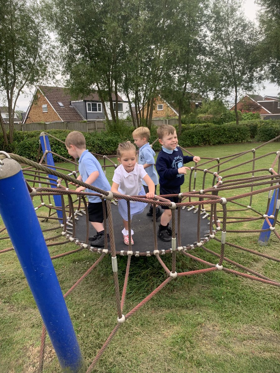 Visit to the park learning about our local area #gpsearlyyears