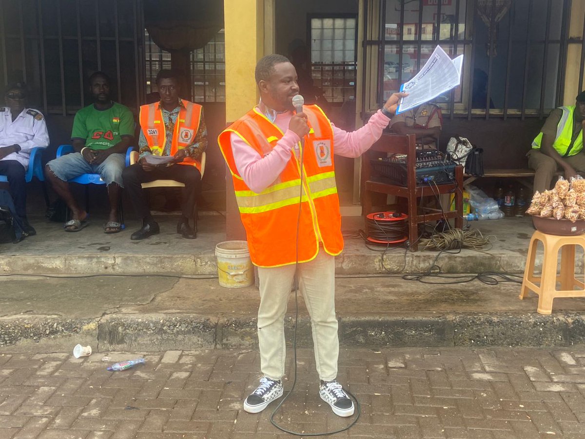 nadmoSTMA's tweet photo. Yesterday, 08/07/25, we embarked on a Flood prevention awareness at Sekondi Lorry Station
Topic: Flood Preparedness
Key Focus Areas:
1. Before the Flood – Proactive measures and planning
2. During the Flood – Safety tips and emergency actions
3. After the Flood – Recovery https://t.co/OH4q73D72u
