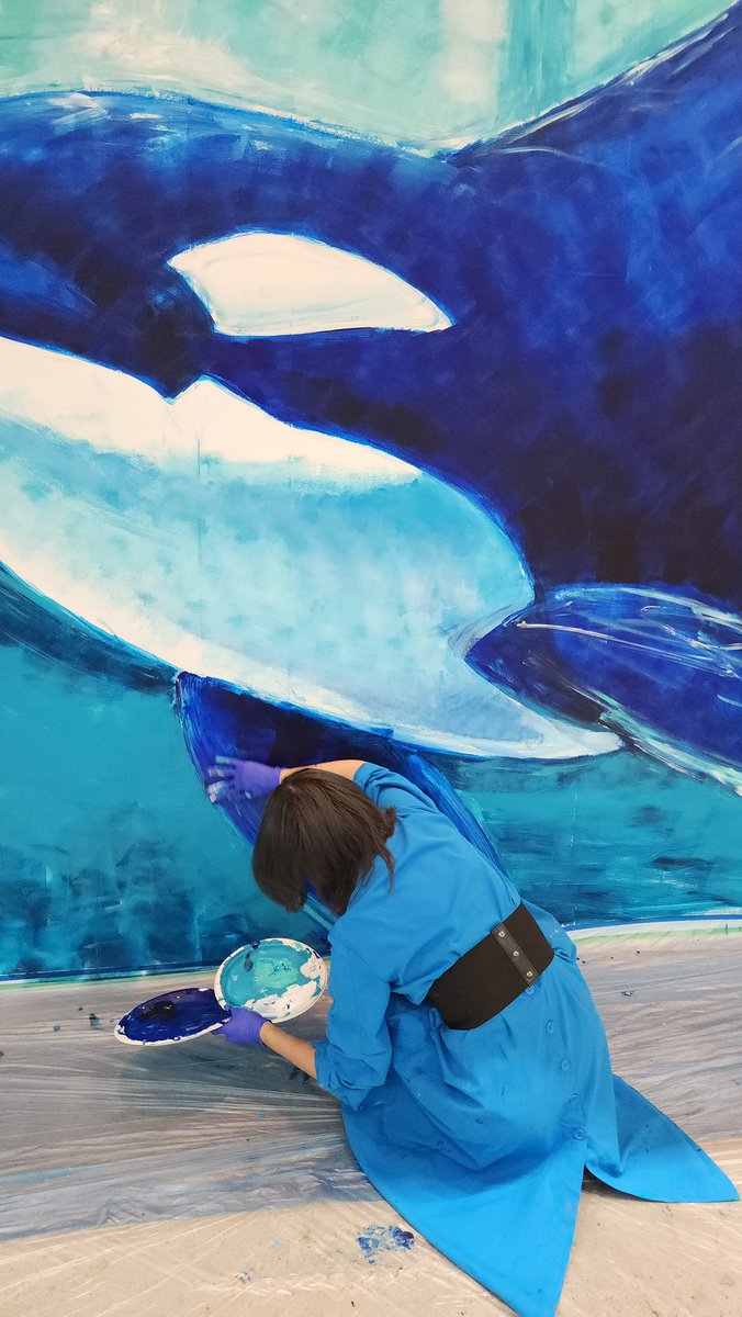 Eico_painter's tweet photo. 実物大シャチ

本当に大きい。
これはメスだし
もっと大きいと思うんだよね。
#デザフェス61 
#巨大ライブペイント 
#eico 
#シャチ https://t.co/zUko1EWQmU