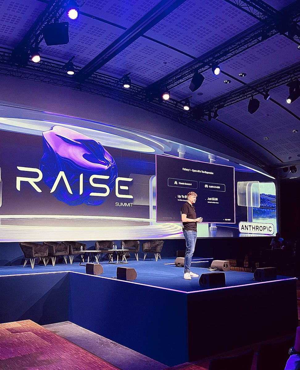 RaiseSummit's tweet image. 📍Master Stage
Inspiring keynote from Jack Collier, CMO, Io.net on Why Open Models need Open infrastructure?!
1. Cost-effective (around $3.50 per million tokens)
2. Competitive in performance
3. Becoming easier to use with unified platforms like…