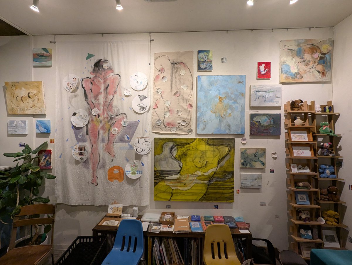 chika3605's tweet photo. 搬出終了しました！！
来てくれた方々、展示に関わってくださった方々、展示させてくれたリトモスさん、一緒に展示をしてくれた吉永さん、本当にありがとうございました…！！！✨ https://t.co/AJOVBxkm7z