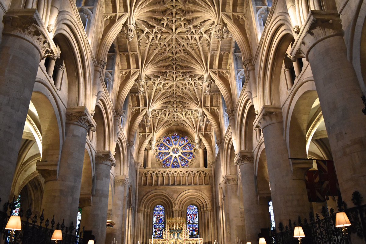 _cathedralmusic's tweet image. Today’s Radio 3 broadcast comes from @ChChCathedralOx of Solemn Vespers to mark the 500th anniversary of the foundation of the College! Tune in at 3pm for Taverner, Grier, Harris, and a broadcast premiere Magnificat by Master of the King’s Music, Errollyn Wallen! 🎶🎶🎶