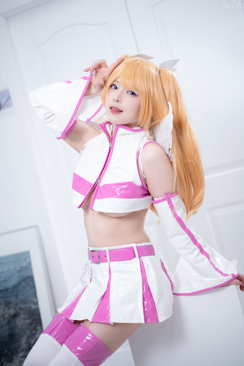 2.5차원의 유혹 - 리리엘

C. 밍도민