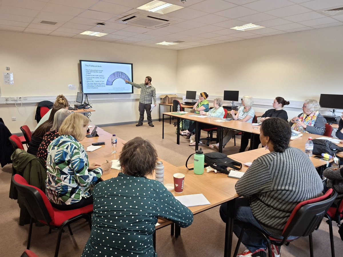 INS_UHI's tweet image. Thanks to everyone who made the @ThinkUHI INS Viking and the Early Medieval Studies Summer Course 2025 a great success. We needed additional places to meet the high demand! More events planned for next academic year. tinyurl.com/pmf3e58a