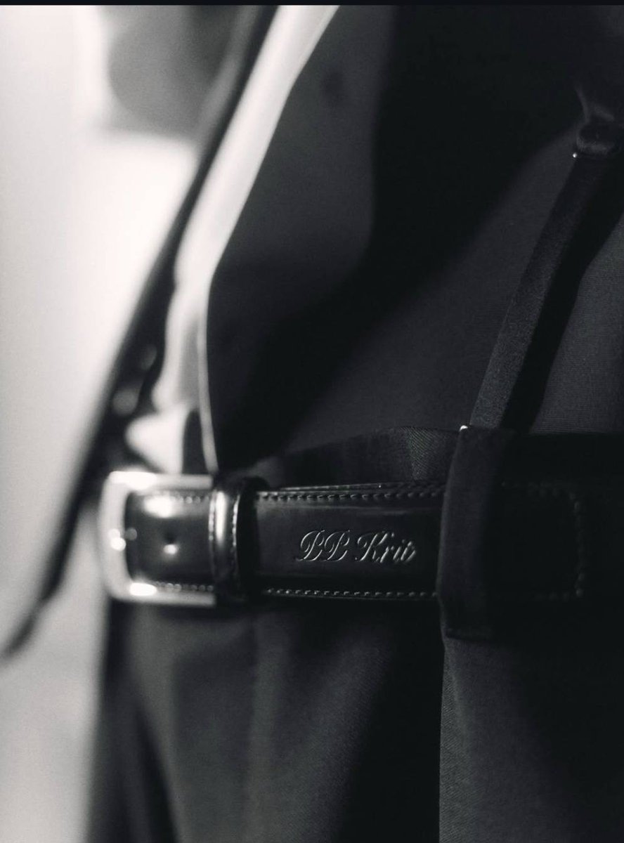 One and only for #ppkritt 💫

GBA PP KRIT BALENCIAGA
#Balenciaga54thCouturexPPKRIT