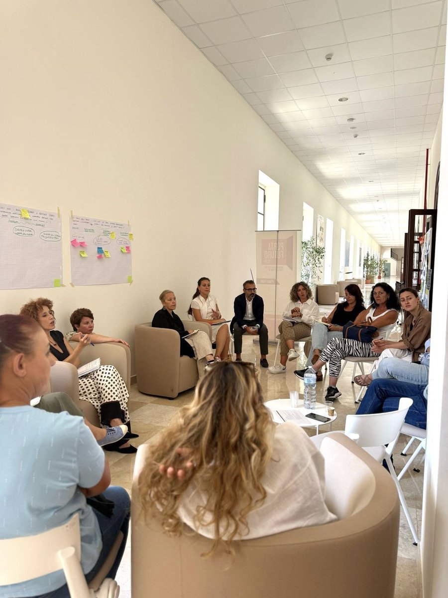GRASSCEILING_EU's tweet image. Our Italian team @LegacoopPuglia and @CIHEAMBari is pushing for women's rights in agriculture! 🌾 Joined @ActionAidItalia & Apulia Region to lay groundwork for a new law. Crucial step for fairer conditions. grassceiling.eu/women-right-ag…