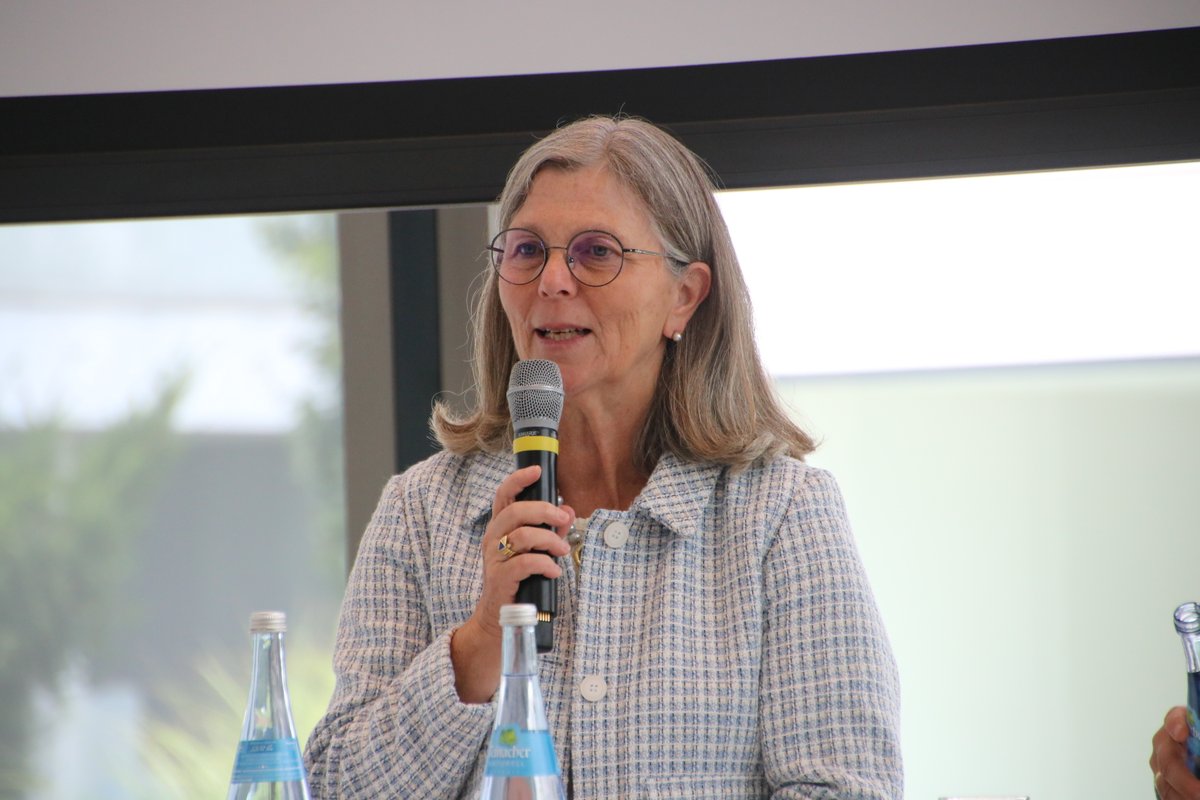 #BORIS-Berufswahlsiegel:  🎓  Wir zertifizieren gemeinsam mit der IHK Region Stuttgart und der Handwerkskammer Region Stuttgart #Bildungseinrichtungen, die sich für die berufliche und akademische #Orientierung einsetzen. In diesem Jahr waren es 17 Schulen.