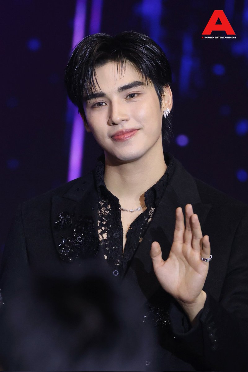 “ภูมิ ภูริพันธ์” ในงานแถลงข่าว “Insight Entertainment: Beyond the Screen” เปิดตัวไลน์อัพโปรเจกต์พร้อมการเดินหน้าสู่ตลาดโลก

UPPOOM BEYOND THE SCREEN
#BeyondthescreenxUpPoom 
#UpPoom #poompps
#Beyondthescreen #InsightEnt2025
#InsightEntertainment #YYDSent