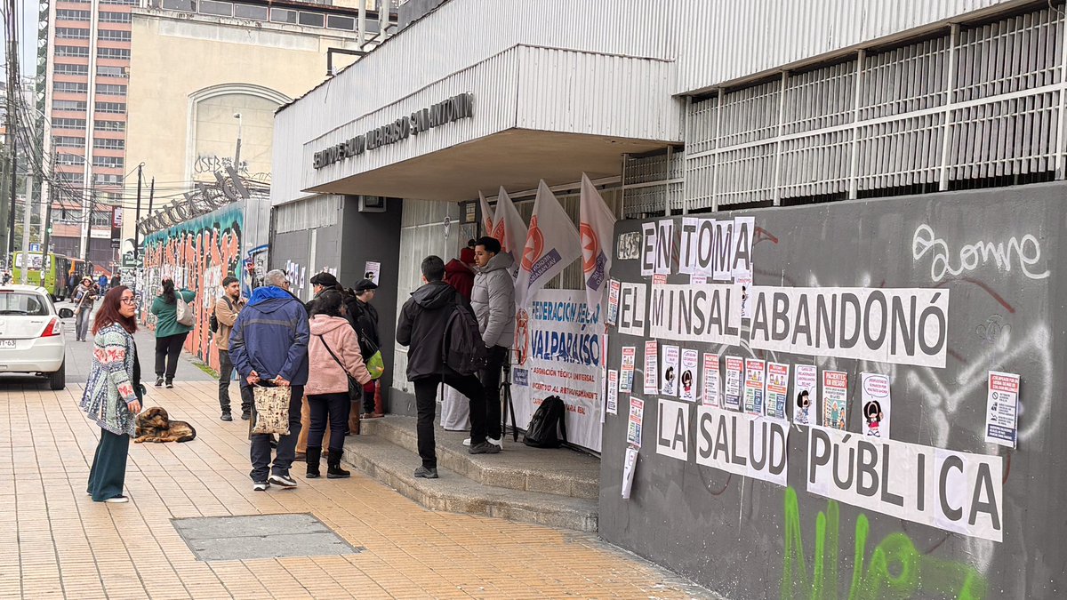 Toma por parte de Dirigentes Nacionales a dependencias del Servicio de Salud VALPO-SAN ANTONIO <a href="/AlertaNoticiasV/">Alerta Noticias Valparaíso</a> <a href="/AlertaNews24/">Alerta News 24</a> <a href="/sitiodelsuceso/">Sitio del Suceso SDS</a>