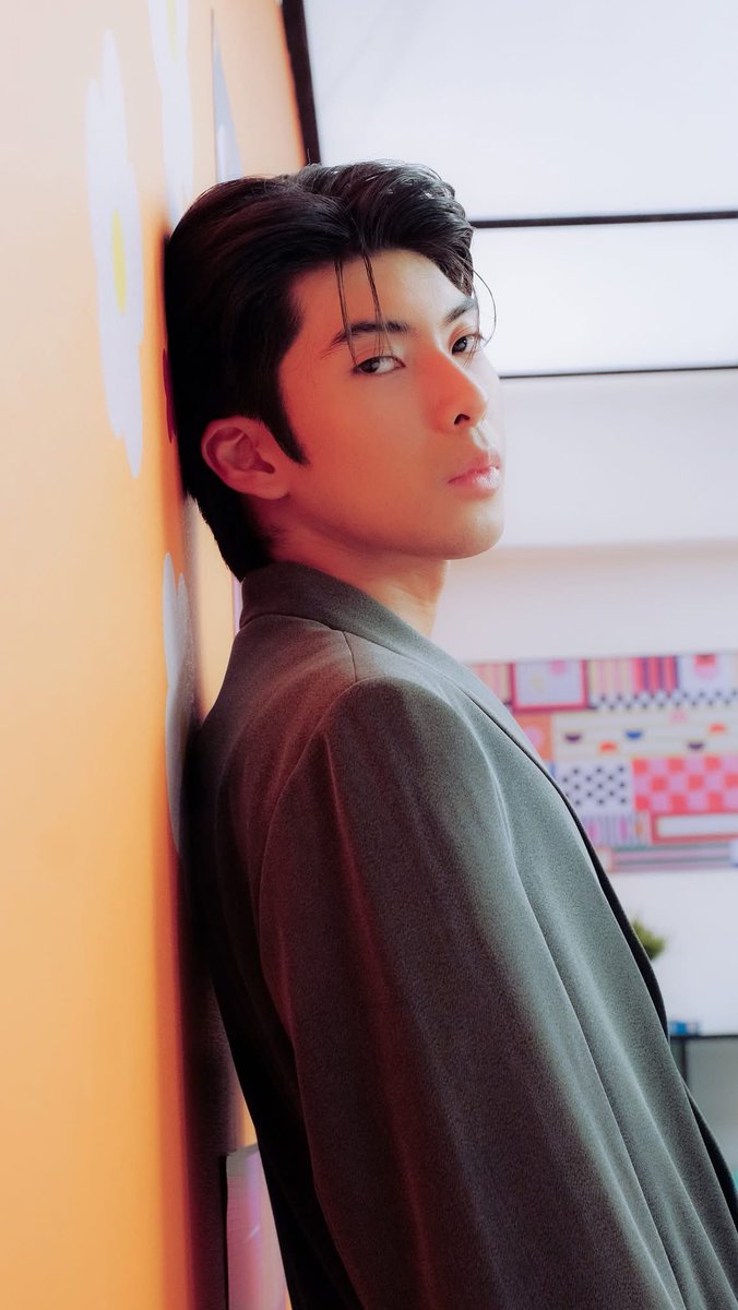 Agent Profile: #WRIVE_Ishiro 

#WRIVE #StarMusicPH #StarMagic #PolarisStarMagic #ABSCBN