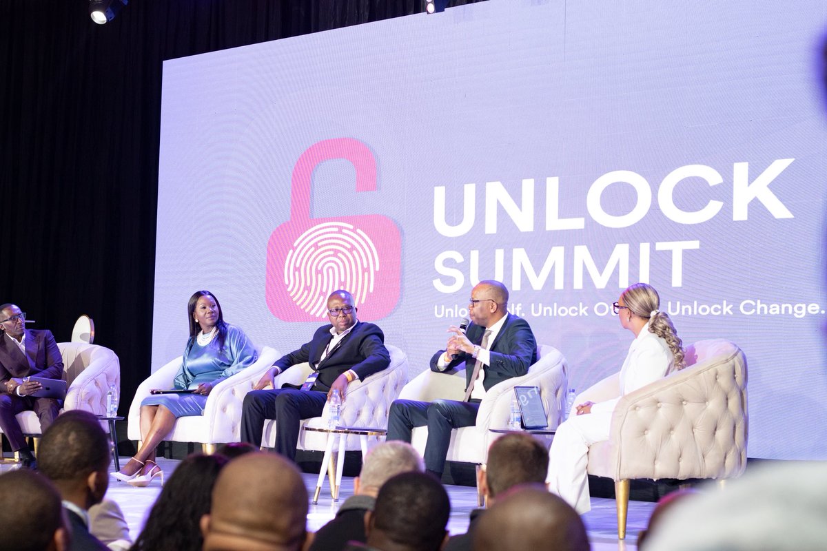 DrNozizweMulela's tweet photo. Today’s panel at the #UnlockSummit was rich with wisdom and heart. So grateful to share space with leaders who get that leadership is about people, not power. 
#Leadership #NozizweMulela https://t.co/sSzKkC2aKs