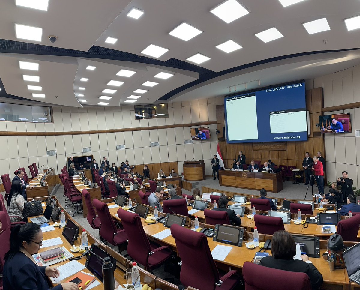 Dirección Sala de Sesiones del Senado (@dss_senado) on Twitter photo Sesión Ordinaria presidida por el Senador <a href="/bachinunezpy/">Bachi Nuñez</a>
<a href="/Gustavoleitepy/">Gustavo Leite</a> <a href="/Nataliciochase1/">Natalicio Chase</a> <a href="/edu_nakayama/">Edu Nakayama</a> <a href="/CelesteSenadora/">Celeste Senadora</a> <a href="/RamonRetamozo4/">Ramon C. Retamozo D.</a> <a href="/liliansamaniego/">Lilian Samaniego</a> <a href="/SalynBuzarquis/">Salyn Buzarquis</a> <a href="/lizarellapy/">Lizarella Valiente</a> <a href="/esperanza_py/">Esperanza Martinez</a> <a href="/AbgYamyNal/">Abg. Yamy Nal</a> <a href="/pipodiazveron/">Pipo Díaz Verón</a> <a href="/senador_tony/">Sen Tony Barrios</a>
Sala de Sesiones del Senado. Sesión Ordinaria presidida por el Senador <a href="/bachinunezpy/">Bachi Nuñez</a>
<a href="/Gustavoleitepy/">Gustavo Leite</a> <a href="/Nataliciochase1/">Natalicio Chase</a> <a href="/edu_nakayama/">Edu Nakayama</a> <a href="/CelesteSenadora/">Celeste Senadora</a> <a href="/RamonRetamozo4/">Ramon C. Retamozo D.</a> <a href="/liliansamaniego/">Lilian Samaniego</a> <a href="/SalynBuzarquis/">Salyn Buzarquis</a> <a href="/lizarellapy/">Lizarella Valiente</a> <a href="/esperanza_py/">Esperanza Martinez</a> <a href="/AbgYamyNal/">Abg. Yamy Nal</a> <a href="/pipodiazveron/">Pipo Díaz Verón</a> <a href="/senador_tony/">Sen Tony Barrios</a>
Sala de Sesiones del Senado.