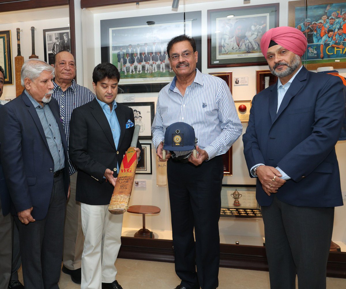 rmansingh's tweet image. 5 yrs of hard-work!! #MPCA #museum. Inaugurated by @JM_Scindia &amp;amp; @DBVengsarkar Grateful it’s being lauded &amp;amp; loved. Being a core member of the project from bare walls to museum, personally curated, planned layouts &amp;amp; put most memorabilia am grateful to @Abhikhandekar1 for this .