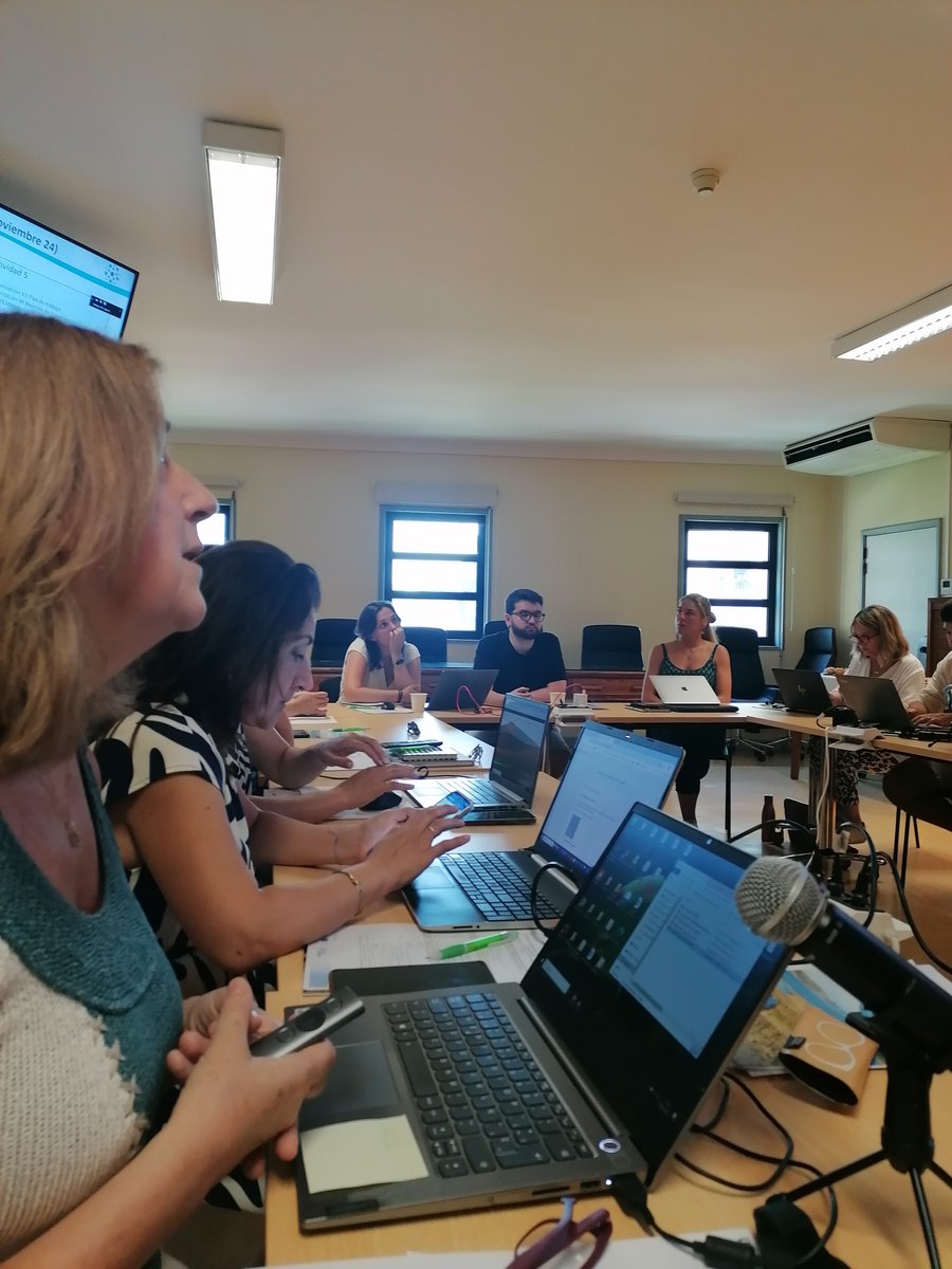 BlueWWater tweet media