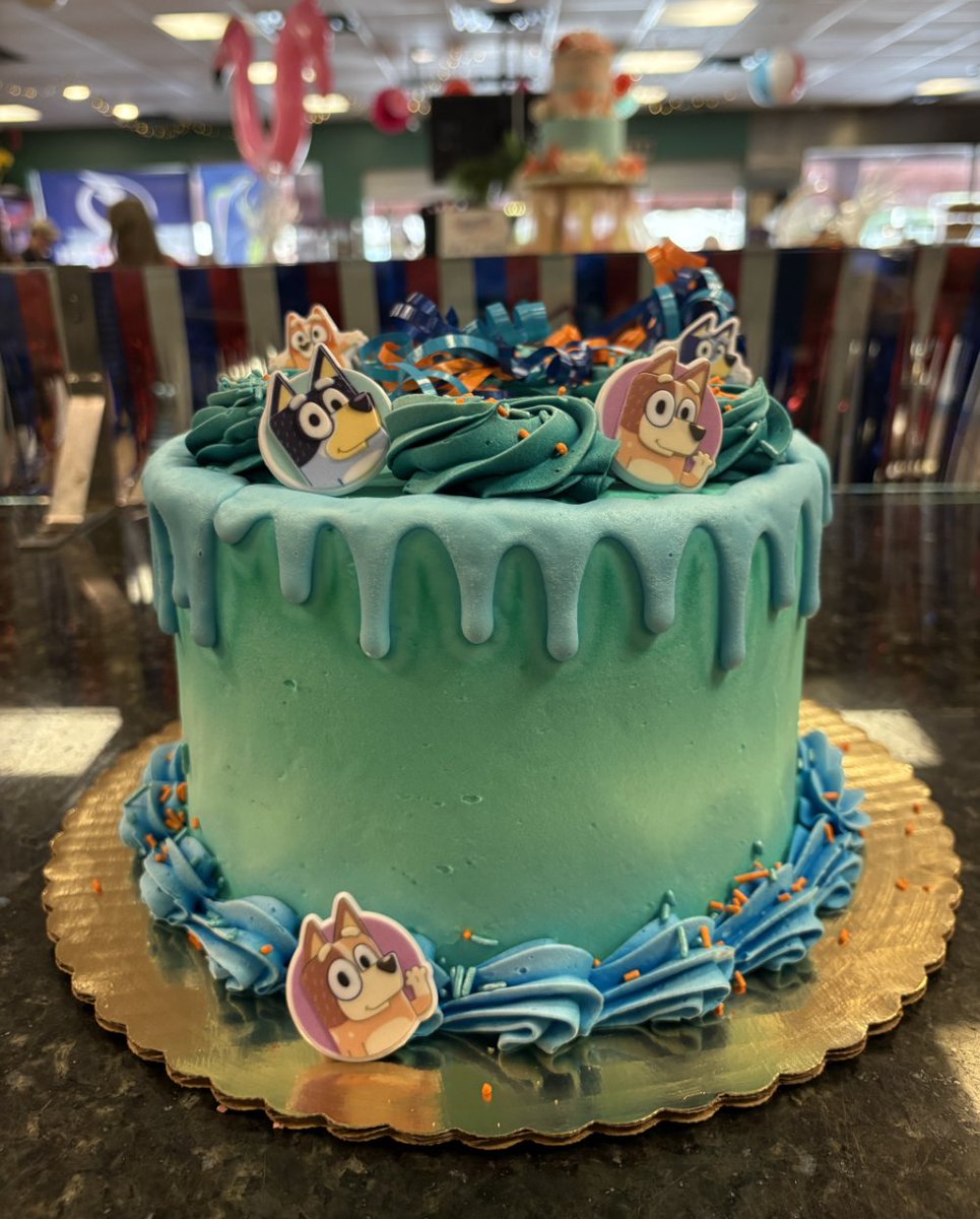 AlessiBakery's tweet image. Let’s do this, for real life! 💙🐶🎉 This Bluey-inspired cake from Alessi Bakery is perfect for a playful celebration—complete with sweet drips, swirls, and your favorite characters! #BlueyCake #AlessiBakery #PartyReady