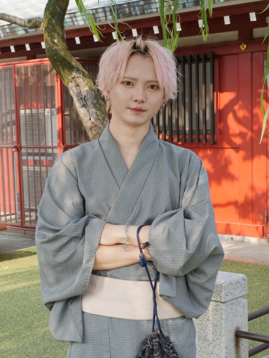 harekoi_info's tweet photo. ⛅️晴れのち恋　夏ビジュアル公開⛅️

𓂃 𓈒 𓂂𓏸 ⸰ 𖥔 ͙ࣳ 🐚 ⸰ 𖥔 ͙ࣳ 𓏸𓂂𓈒 𓂃

橘 颯祈(@soki_harekoi )
担当カラー:🩷

碧柳 葉月(@hazuki_harekoi )
担当カラー:💙

𓂃 𓈒 𓂂𓏸 ⸰ 𖥔 ͙ࣳ 🐚 ⸰ 𖥔 ͙ࣳ 𓏸𓂂𓈒 𓂃

♡ & RT ＝500💓🔁
           &
上記2名のフォロワー150人増加🆙
　　　&
公式Xフォロワー1500

達成で...

\ 🌟🎤サブスク配信決定🎤 🌟/

『キミラビュ♡』
『なっちゃうのです！』
『どうせずっとだいすきでこまるんだ!!』
『ACHI☀︎KOI』