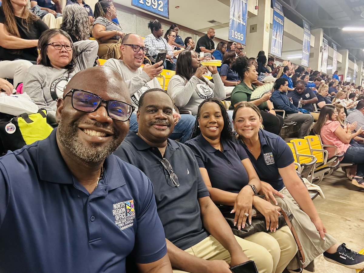 Scott Lake Elementary is in the house at <a href="/Synergy_MDCPS/">Synergy_MDCPS</a> <a href="/MDCPS/">Miami-Dade Schools</a> <a href="/MDCPSNorth/">M-DCPS North Region</a> “The A Team” ready for 2025-2026 #synergy2025