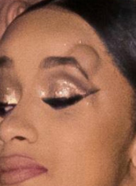 LightBearer1984's tweet image. Hoes like Cardi stay bumping their dentures, but never got an address on shit. Like in real life can’t even fight, just mouth. Ran up, and got done up. We did not forget… Tough card not valid😒 #Bloop