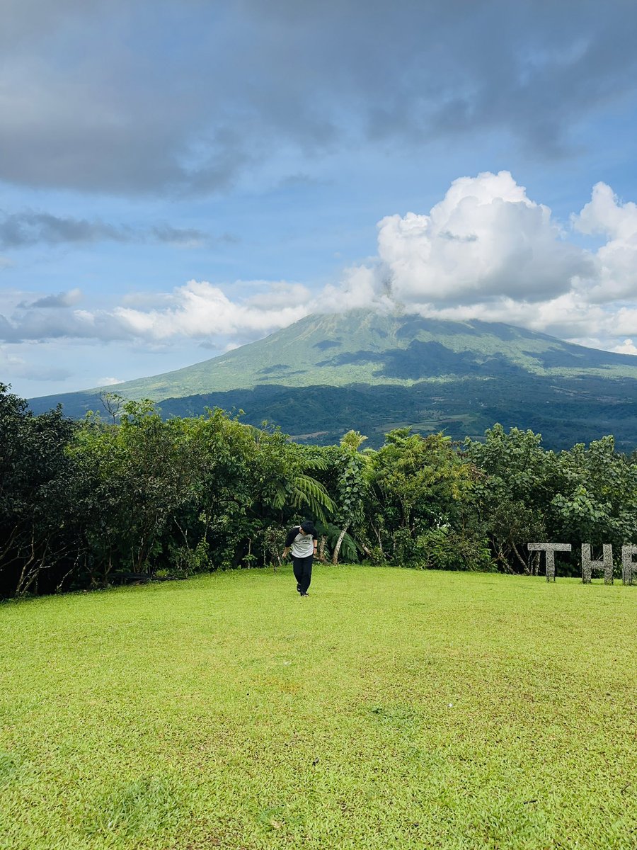 NeZha_48's tweet photo. Ang ganda mo, Mayon! https://t.co/iHYdoKnRIj