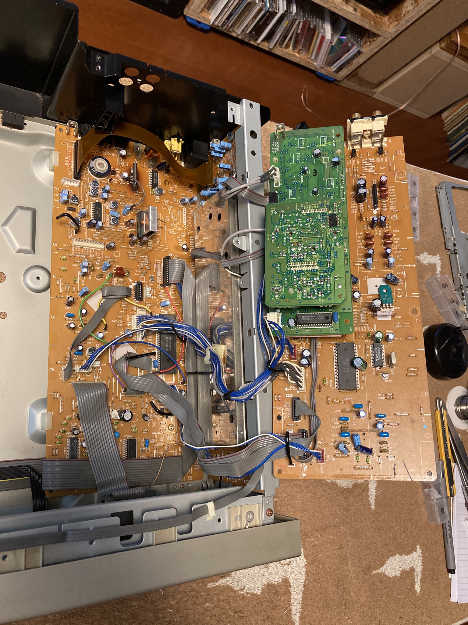 レーザーディスクです。 落札額1万5千円】レーザーディスクプレーヤーを買ってみた【CLD