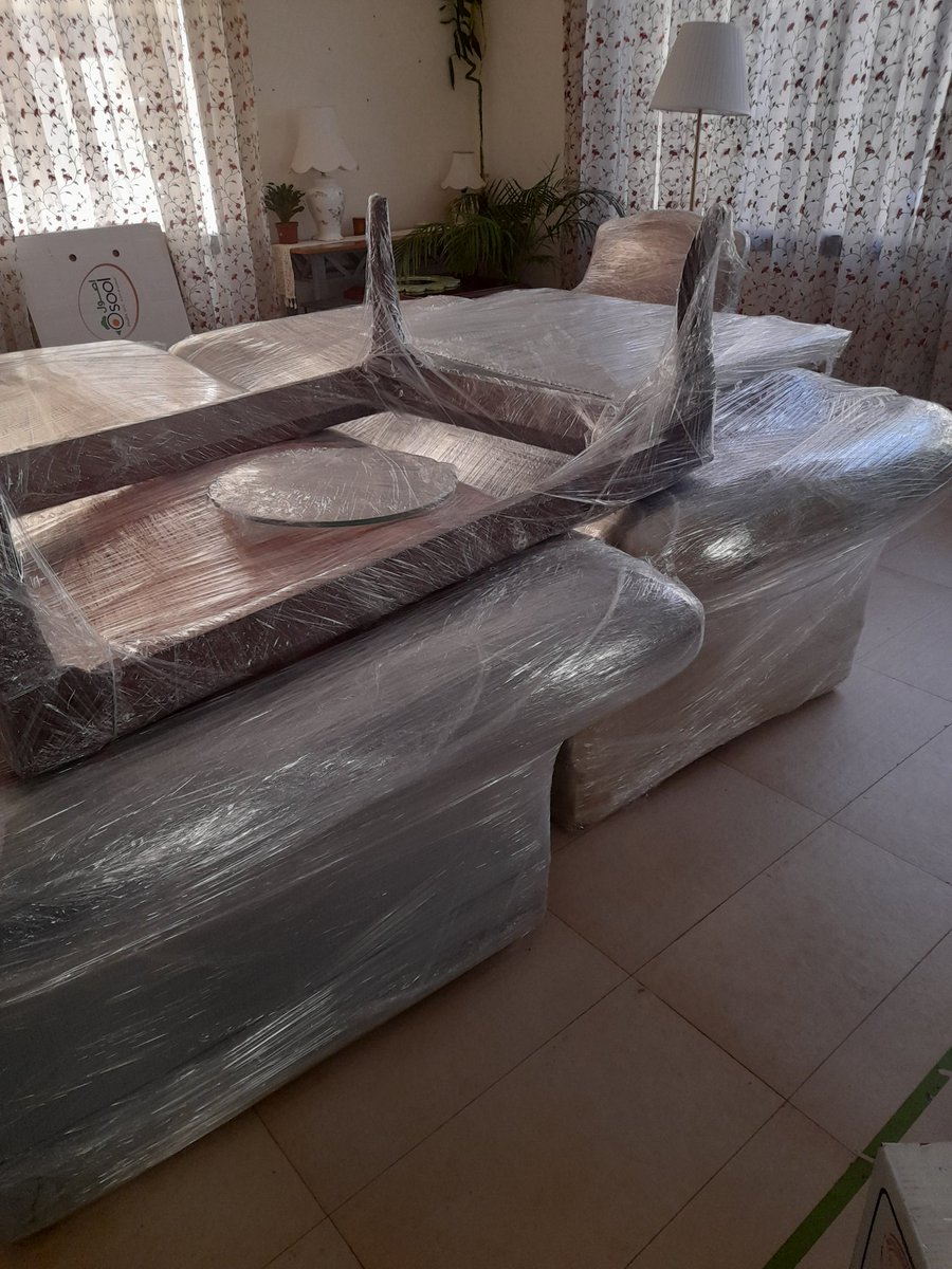 نقل عفش نقل اثاث بالرياض وانيت لنقل الاغراض فك وتركيب جميع انواع غرف النوم المطبخ الستائر المكيفات الاسبلت والشباك 
0561914008
لتواصل علي هذا الرقم