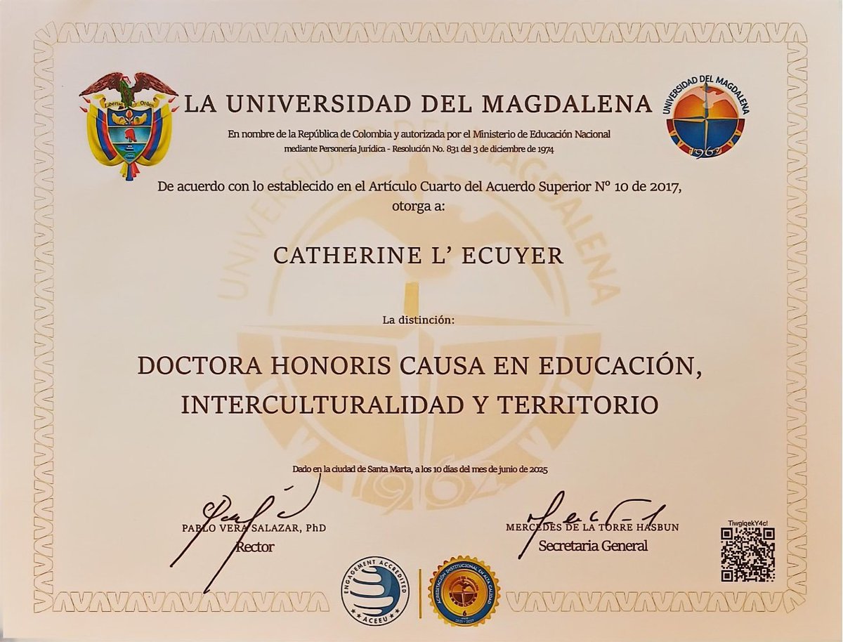 Gracias a la Universidad del Magdalena por otorgarme el Doctorado Honoris Causa.