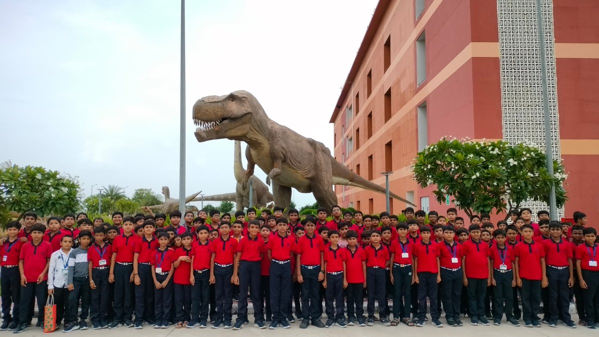 Regional Science Centre (RSC) Patan (@rscpatan) on Twitter photo Explore the magic of optics and see the world in a new light
<a href="/RscPatan/">Regional Science Centre (RSC) Patan</a> has organized a workshop on optical instruments where students dive into the science of light & uncover the principles and workings of lenses, microscopes, telescopes and more. <a href="/narottamsahoo/">Narottam Sahoo</a> <a href="/InfoGujcost/">Gujarat Council on Science & Technology 🇮🇳</a> Explore the magic of optics and see the world in a new light
<a href="/RscPatan/">Regional Science Centre (RSC) Patan</a> has organized a workshop on optical instruments where students dive into the science of light & uncover the principles and workings of lenses, microscopes, telescopes and more. <a href="/narottamsahoo/">Narottam Sahoo</a> <a href="/InfoGujcost/">Gujarat Council on Science & Technology 🇮🇳</a>