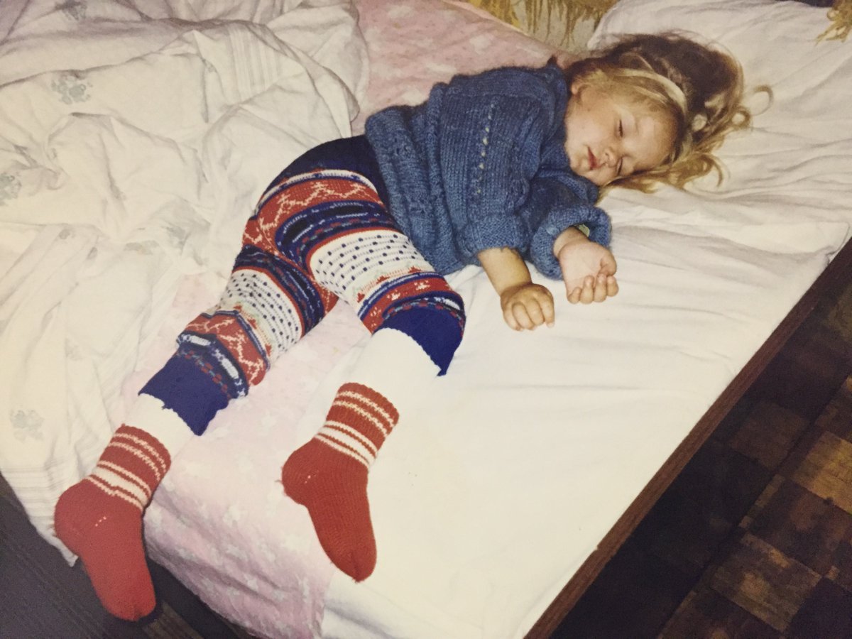 Увидела идею тортика с детской фотографией и теперь тоже хочу такой на день рождения. Осталось выбрать фото