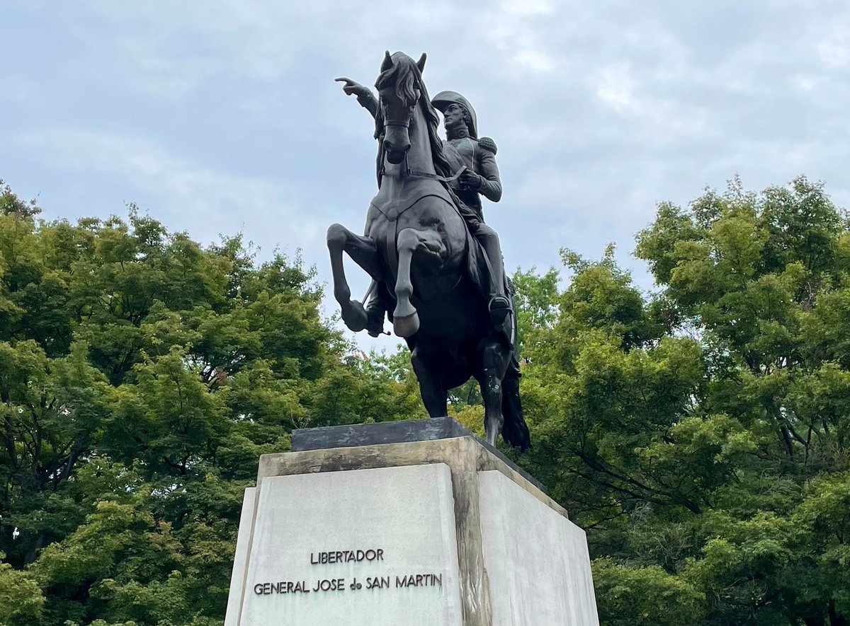 40 years &amp; 5 days after the United States declared independence from the British, Argentina proclaimed its separation from Spain, joining other nations in severing their colonial bonds. A statue of Argentine Revolutionary hero José de San Martín stands a few blocks off the Mall.