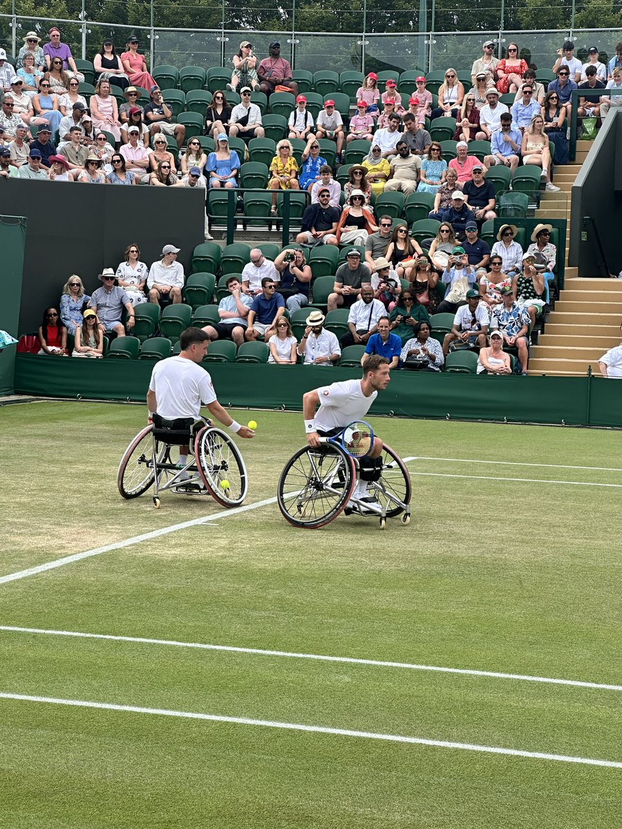 Cindyhed's tweet photo. Great start to Wimbledon seeing the Brits win 👏👏👏 https://t.co/k3R9sW5emI