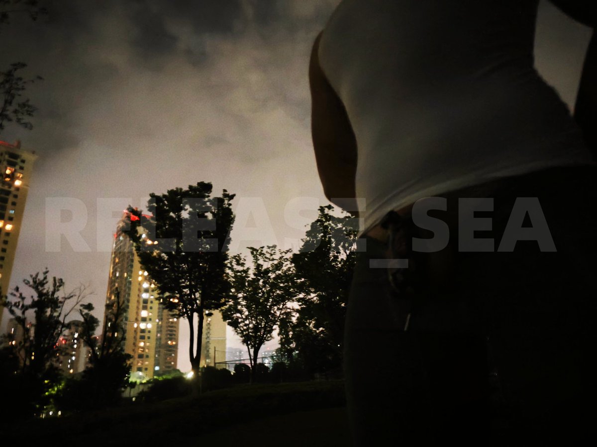 release_sea's tweet photo. 戴上贞操锁 无脑犯贱被你爹调教
#贞操锁 #紧身衣 #暴露 https://t.co/mVqE4RGXCt