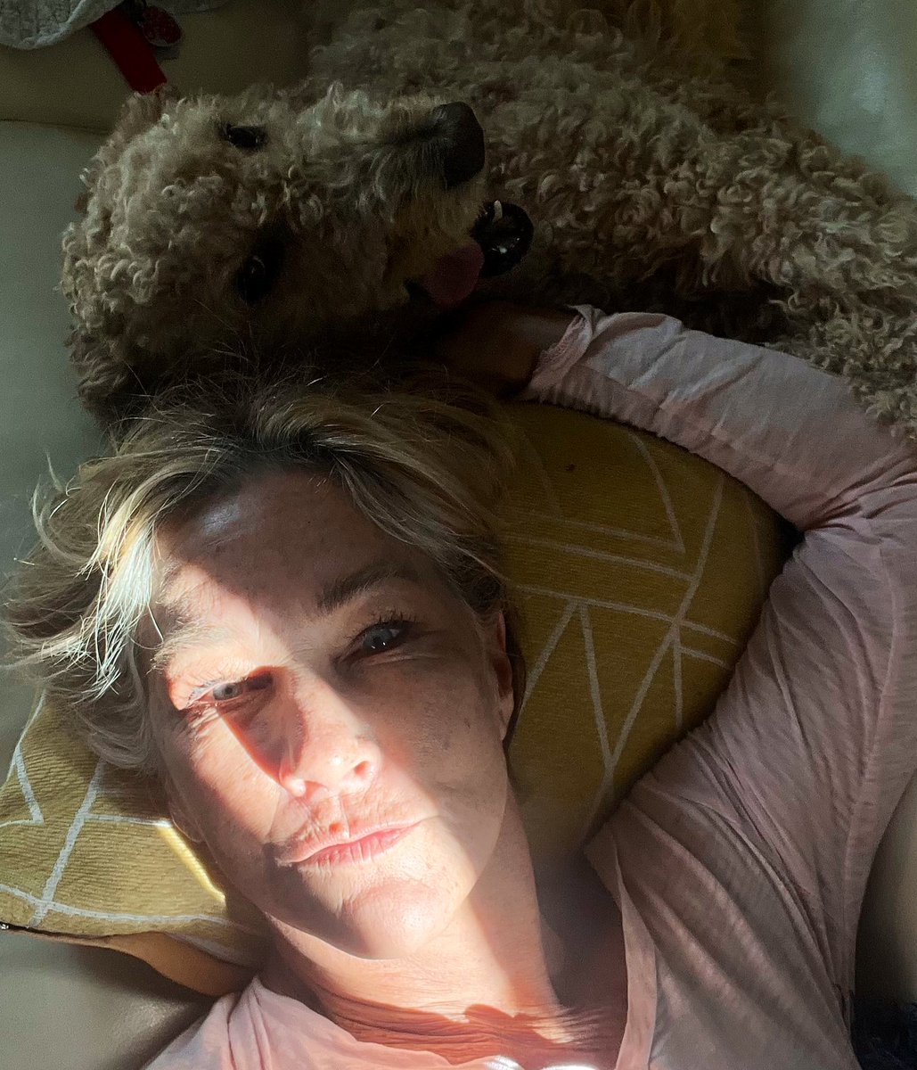 RachaelakaRach's tweet image. Every breath is like being born and with the grasp of air filling the lungs; deaths attempt denied. A foiled sabotage against a respected menace takes IT’s breath and waits. 

#DawnSpeaks of “The tips of Red” #StopChasingLive