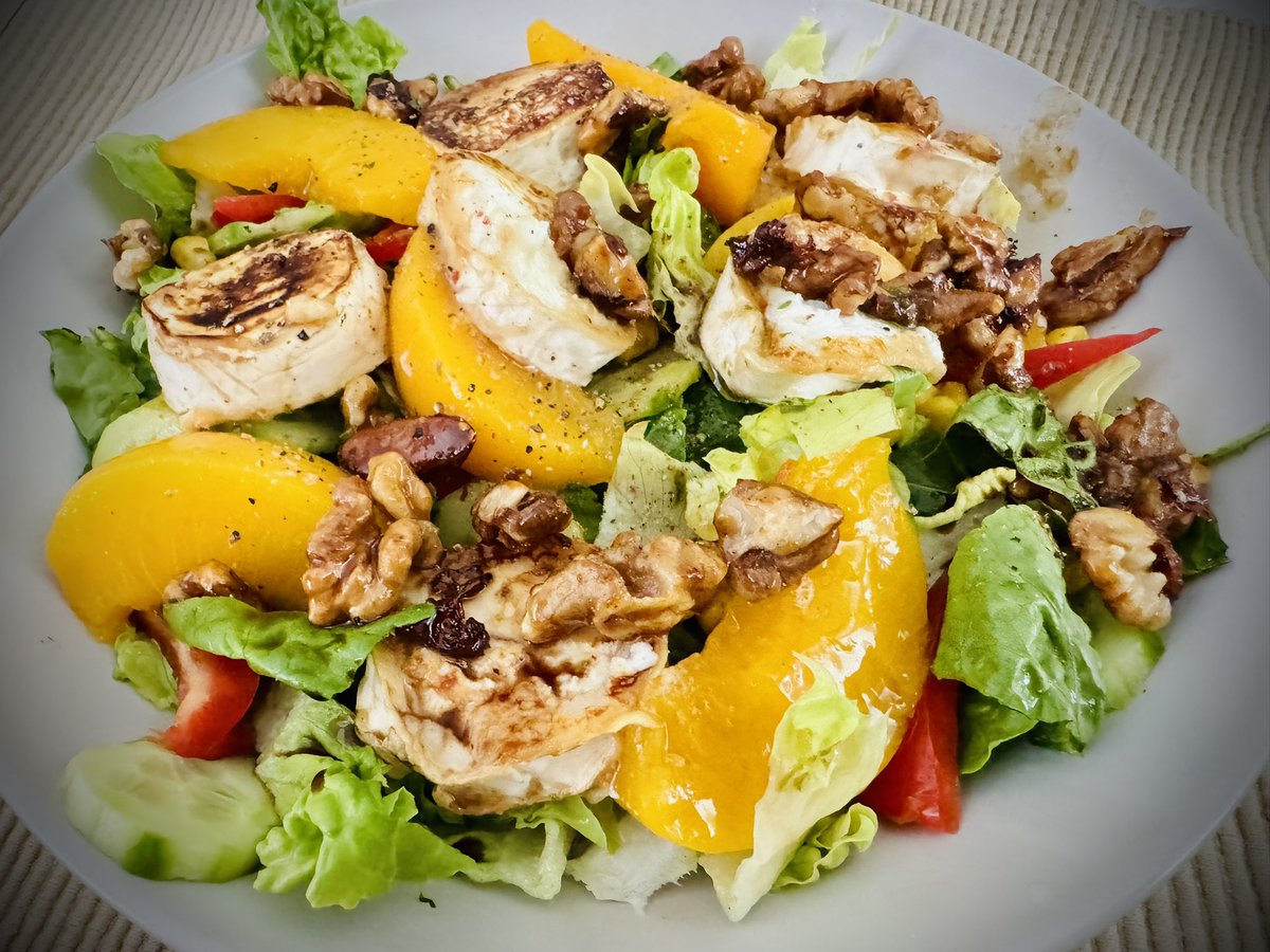 Some healthy lunch today at home 🏡