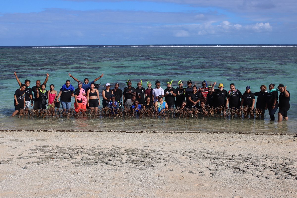 UNDP_Pacific's tweet image. “In 15 years, what will our children eat? So in 2009, we started our tabu area & planted coral. Now we no longer walk far or dive for hours to find fish.” — Manoa Duwai, Naidiri Marine Biodiversity Park.
Day 3 of Pacific #BIOFIN 🇫🇯 was an inspiring visit to the Park! 🌊🌱**