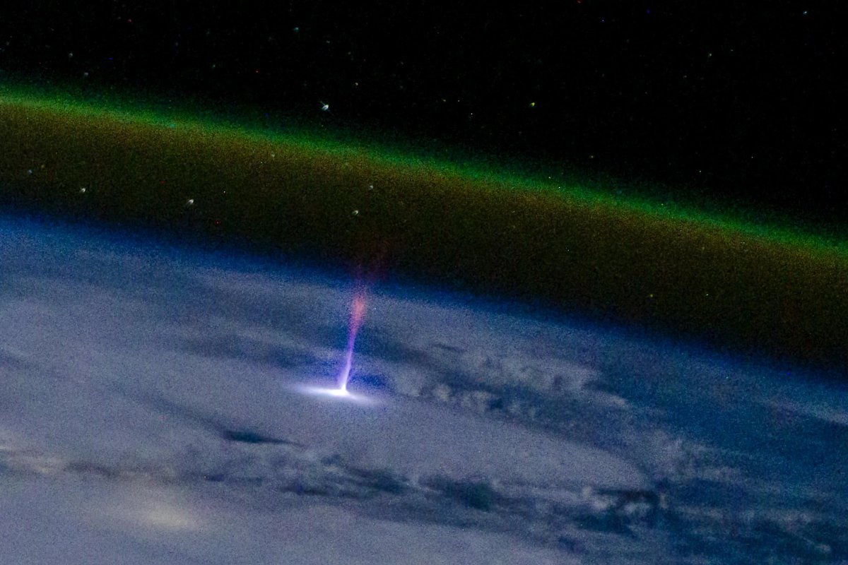 Blue jet sprite from ISS. 
Credit: Butch Wilmore