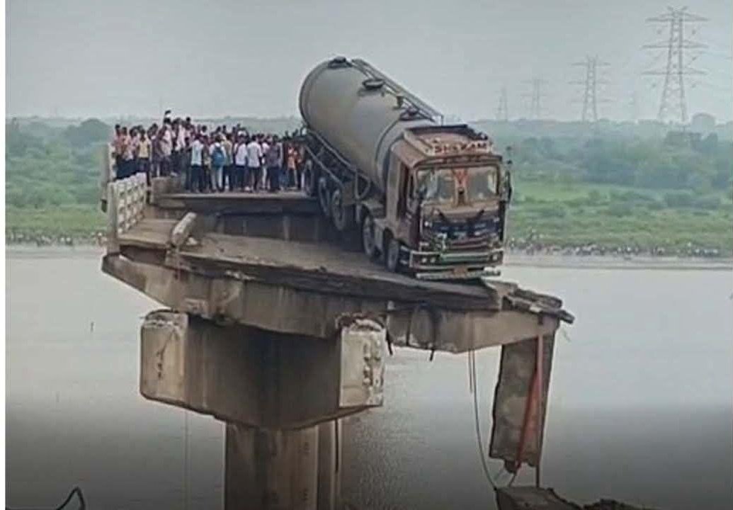 આ વિસ્તારના સંસદસભ્ય અને ધારાસભ્ય કોણ છે?
🤔