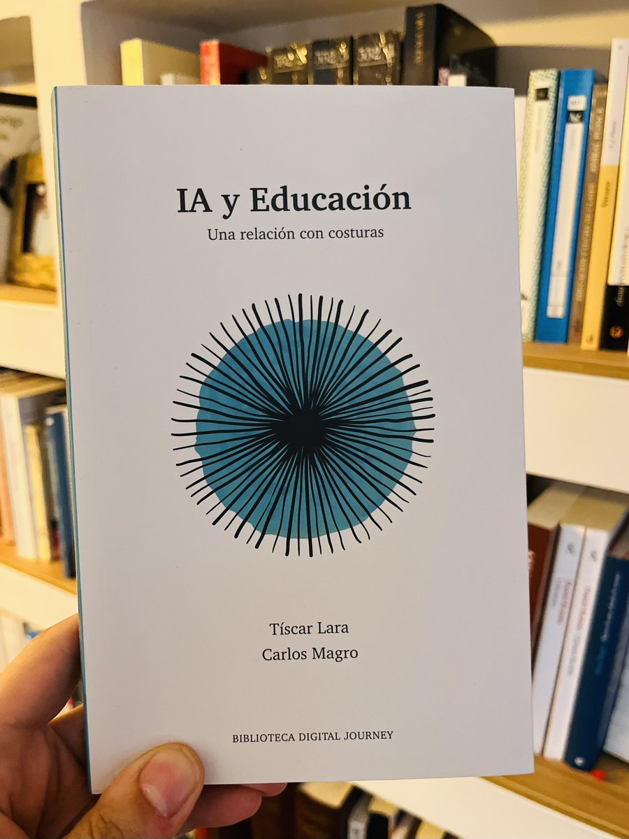 Jon Igelmo Zaldívar (@jonigelmo) on Twitter photo Muy recomendable el último libro de <a href="/tiscar/">Tíscar Lara</a> y <a href="/c_magro/">Carlos Magro</a>. “IA y Educación. Una relación con costuras” (Trama, 2025) invita a una reflexión desde la cordura teórica sobre lo que suponen, y lo que no, las herramientas de la IA en el campo de la educación. Ensayo claro y preciso. Muy recomendable el último libro de <a href="/tiscar/">Tíscar Lara</a> y <a href="/c_magro/">Carlos Magro</a>. “IA y Educación. Una relación con costuras” (Trama, 2025) invita a una reflexión desde la cordura teórica sobre lo que suponen, y lo que no, las herramientas de la IA en el campo de la educación. Ensayo claro y preciso.