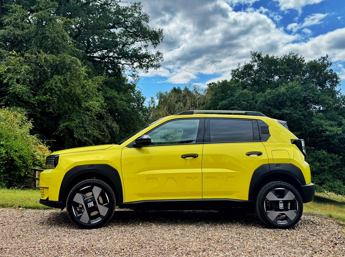 Andrew_Frankel's tweet image. New Fiat Grande Panda. Best Fiat I’ve driven in years. And years.