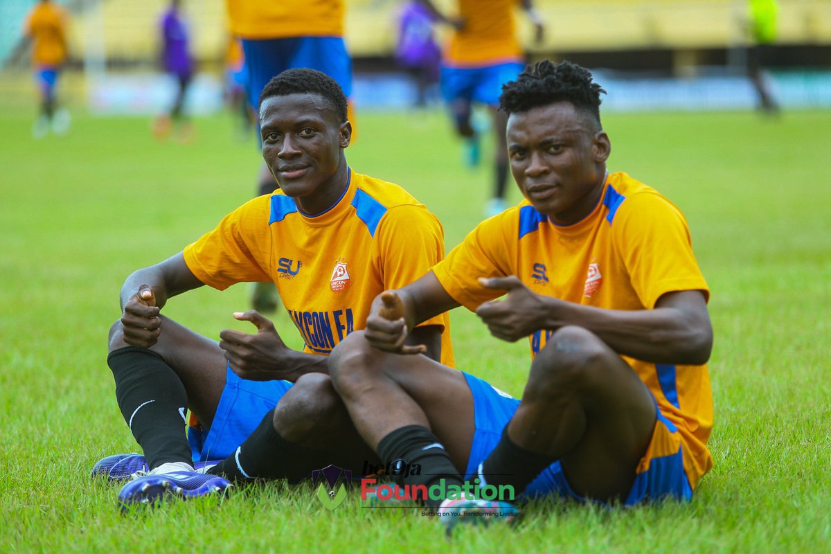 layconFAcademy's tweet photo. 3 matches.
Pelumi 2 goals 
Mukhtar 2 goals

Goal machines.🔥
#AMAPRO2025 #Eyeball #Bet9jaFoundation #Darajeph https://t.co/vtyb3izRje