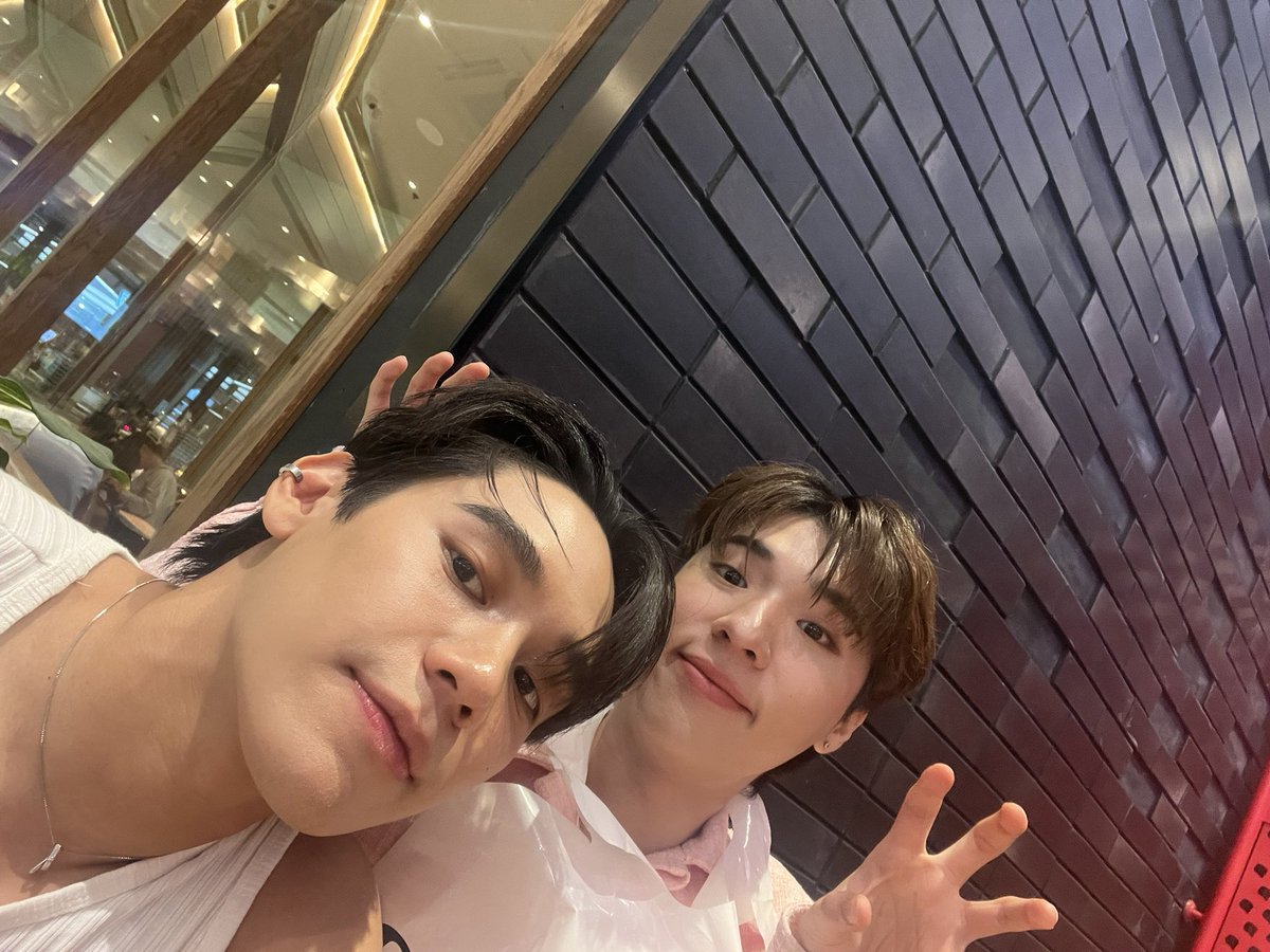 legendngern's tweet image. ขอบคุณที่มาหากันนะครับบบ 🤍

 NGERNOAT WITH JOMALONE
#JoMaloneLondonTH
#JustBecause
#เงินโอ๊ต