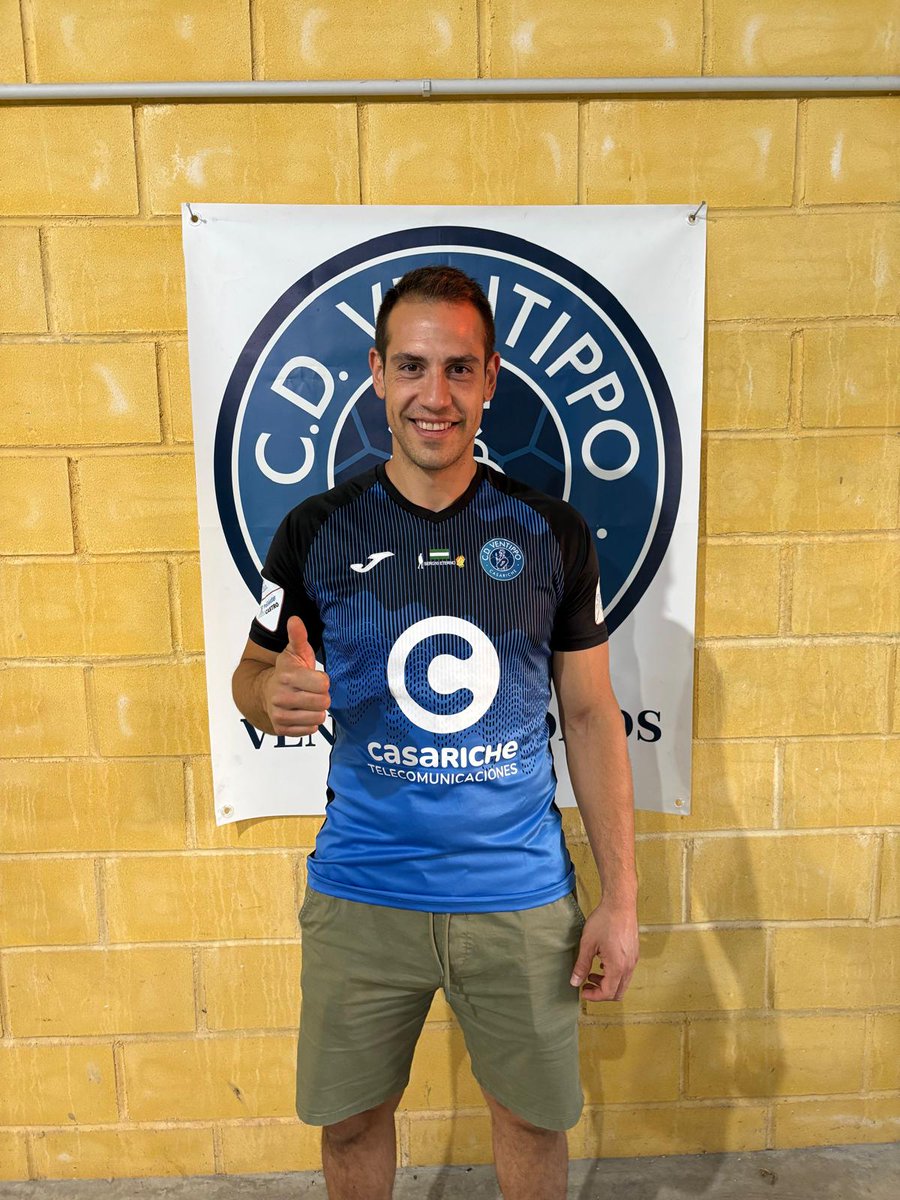 🚨FICHAJE🚨
Os presentamos a Antonio Jesús Rodríguez“ANTONIO JESÚS”como nuevo jugador del <a href="/CVentippo/">C.D VENTIPPO</a> el jugador casaricheño vuelve a su club para fortalezer el centro del campo.El“KÁISER”nos aportada fuerza,trabajo y pundonor para la sala de máquinas del equipo.
#Bienvenidokaiser